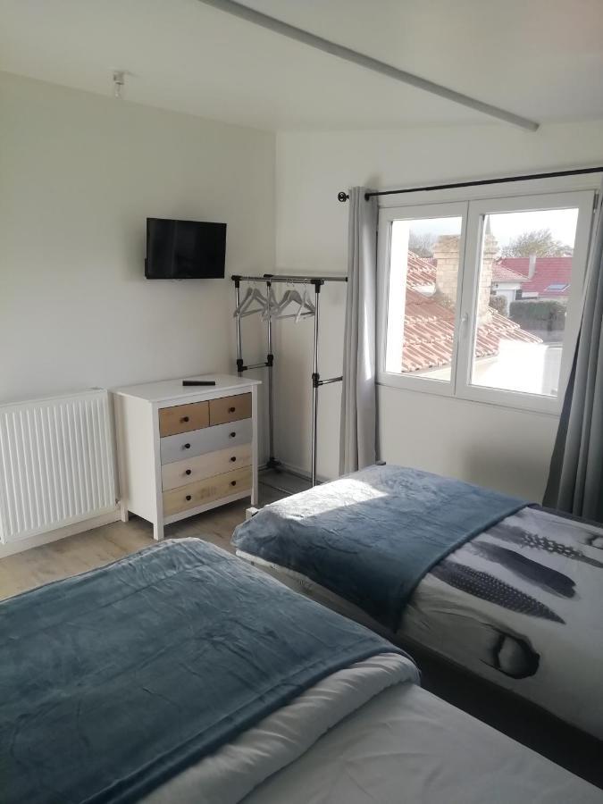 Jolie Maison A 200 M Des Plages Du Debarquement Saint-Aubin-Sur-Mer  Bagian luar foto